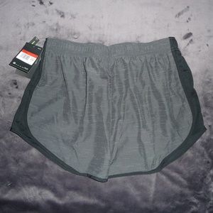 Nike Shorts - NWT Nike Dry Dri-Fit Tempo Run Shorts L Nike Shorts - NWT Nike Dry Dri-Fit Tempo Run Shorts L